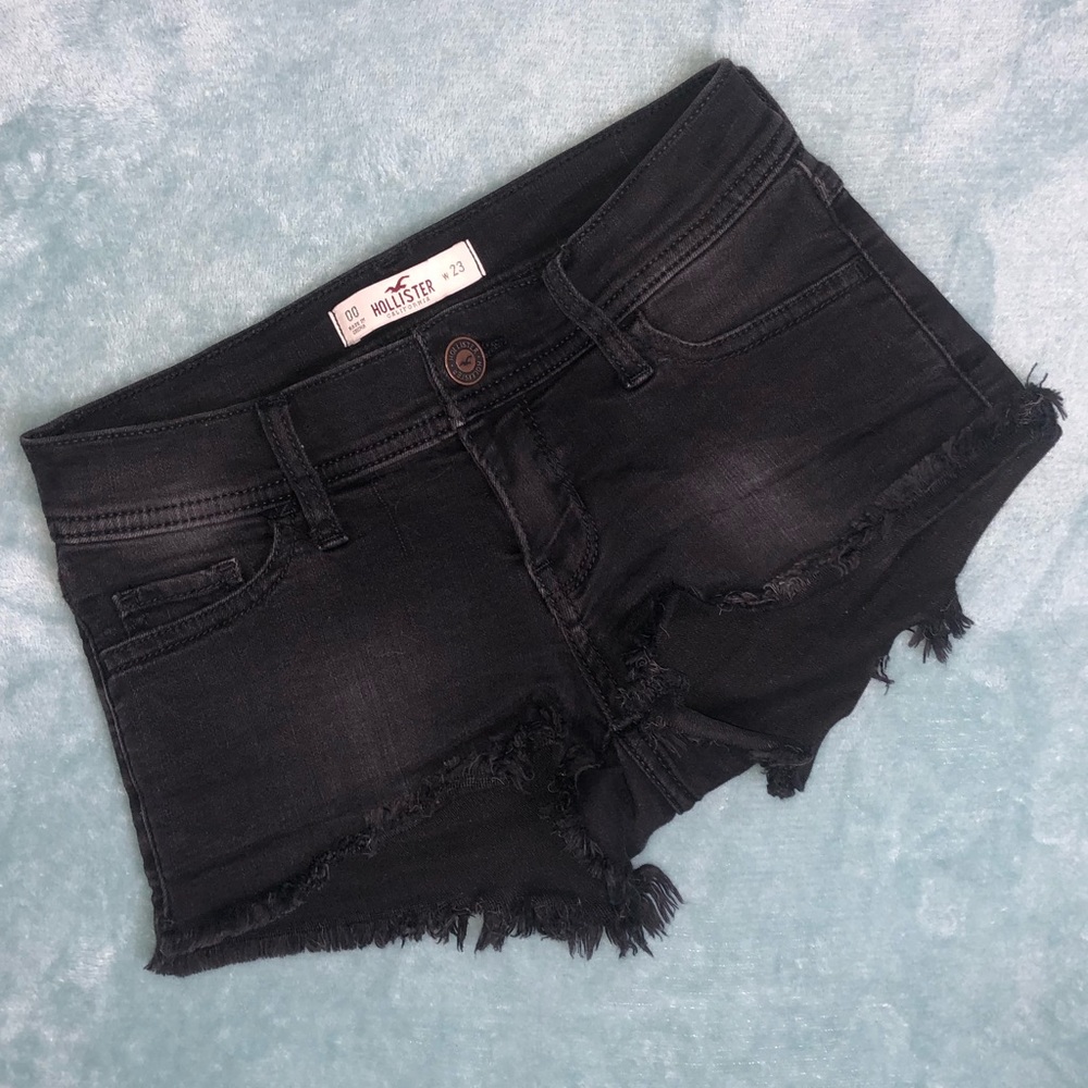 👖Hollister Black shorts
